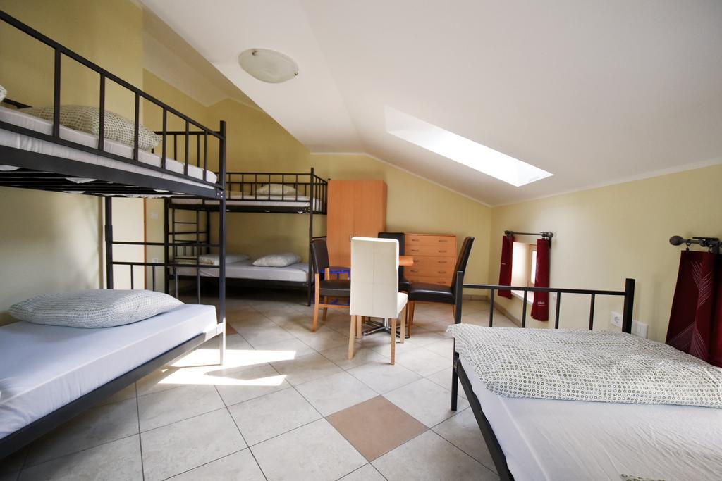 Hostel X Point كوباريد المظهر الخارجي الصورة